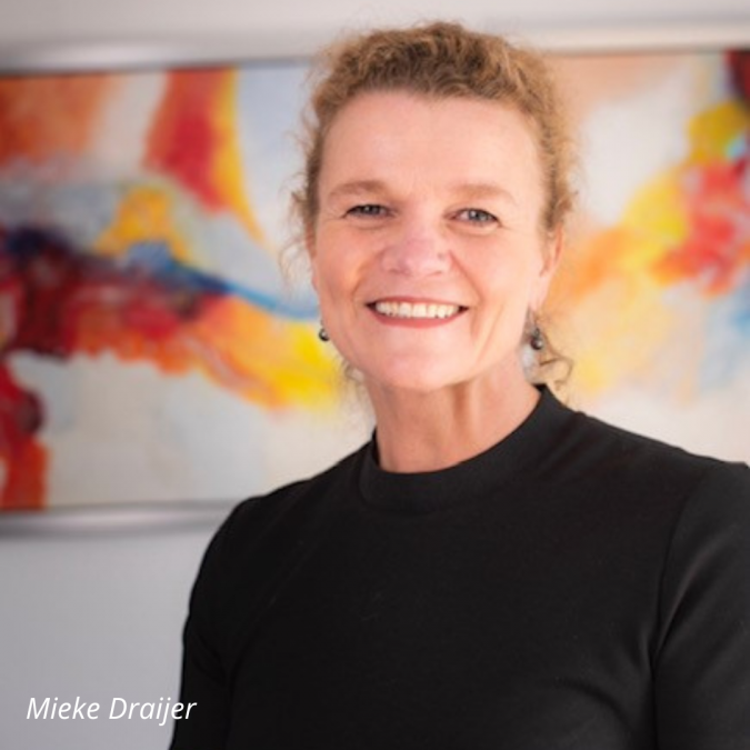 Portretfoto van Mieke Draijer